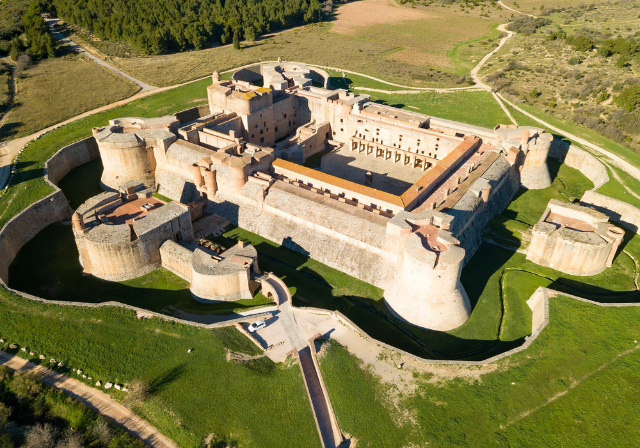 Burg von Salses - Salses-le-Château | Secret World Trip Planner