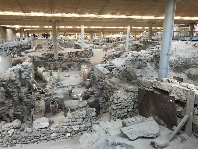 La ville préhistorique d'Akrotiri qui a peut-être inspiré l'Atlantide - Unnamed Road | Secret World Trip Planner
