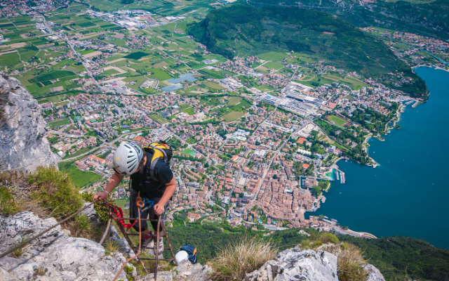 הפראטה של הידידות - Riva del Garda | Secret World Trip Planner