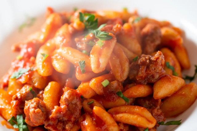 i cavati al sugo - Ragusa | Secret World Trip Planner