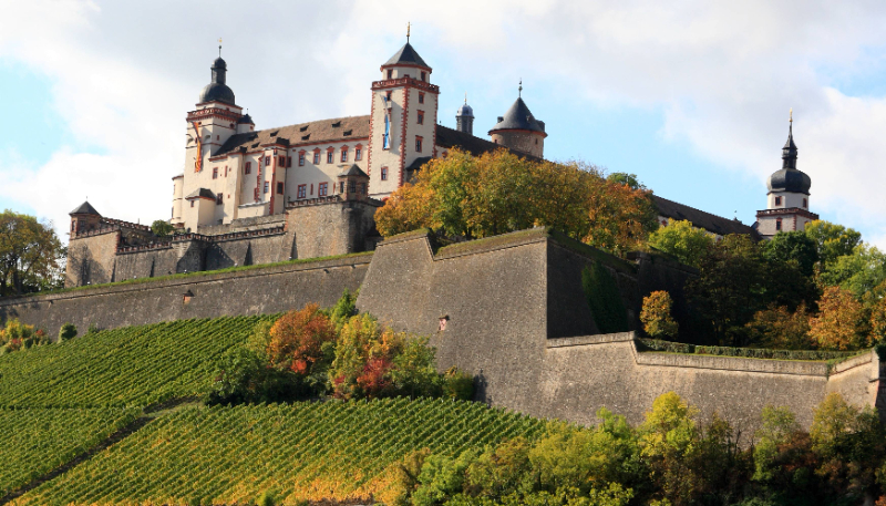 Fortezza di Marienberg (Fortezza di Marienberg) - Würzburg | Secret World Trip Planner