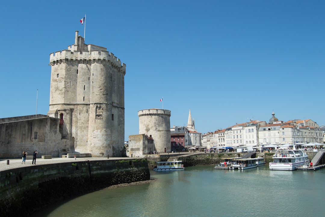 La Rochelle : le port le plus photographié de France - La Rochelle | Secret World Trip Planner