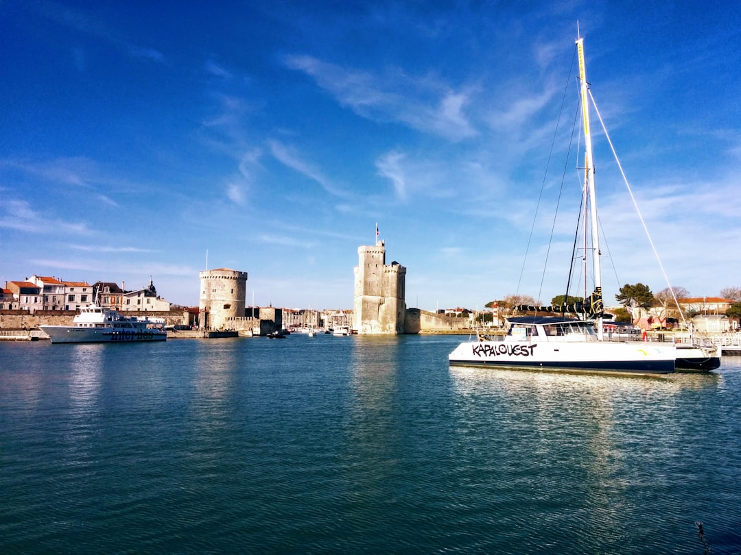 La Rochelle : le port le plus photographié de France - La Rochelle | Secret World Trip Planner