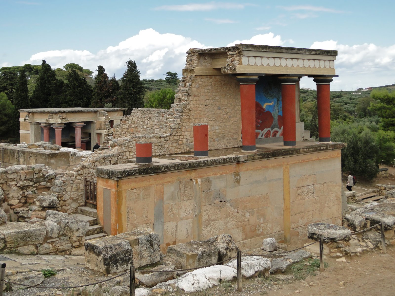 Knosos: Palace of Minos - Knosos | Secret World Trip Planner