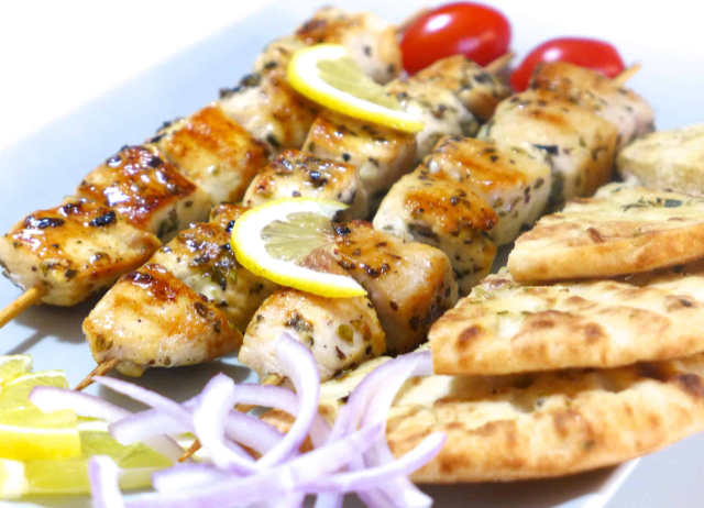Souvlaki - Maratona | Secret World Trip Planner