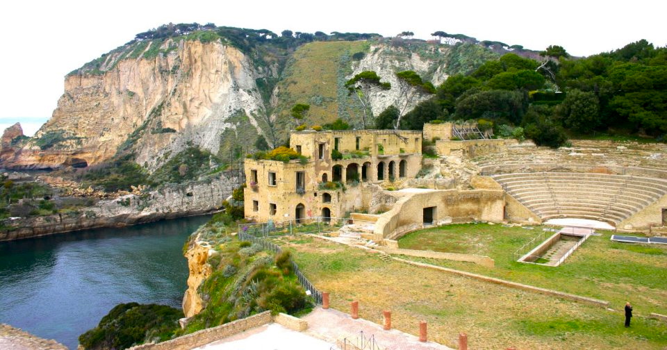Pausilypon-Villa - Napoli | Secret World Trip Planner