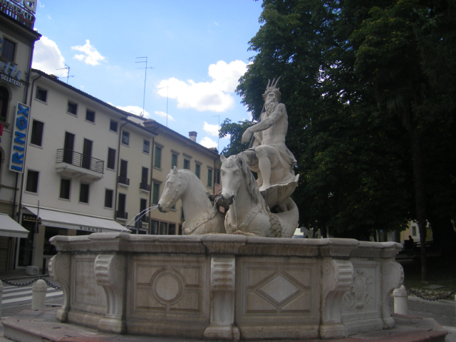 Neptunoren iturria - Conegliano | Secret World Trip Planner