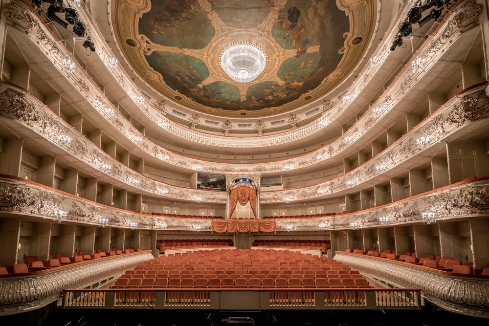 Théâtre Mikhailovsky - Sankt-Peterburg | Secret World Trip Planner