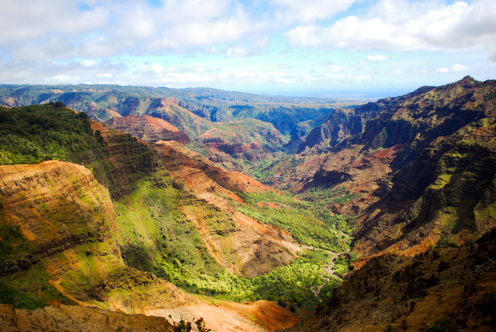 Le canyon de Waimea sur l'île hawaïenne de Kauai - Waimea | Secret World Trip Planner