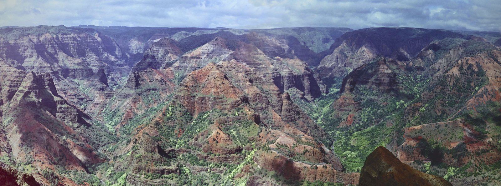 Le canyon de Waimea sur l'île hawaïenne de Kauai - Waimea | Secret World Trip Planner