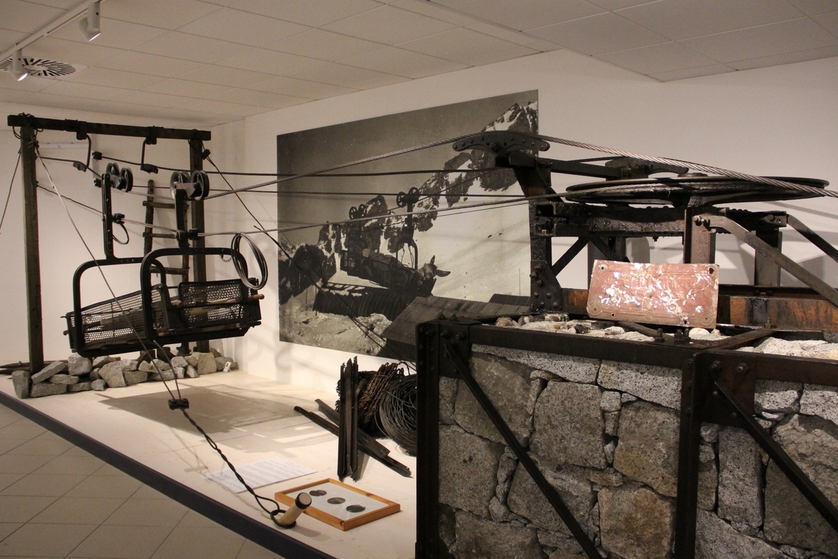 Les musées de la guerre blanche collectent et préservent les reliques de la guerre blanche. - Temù | Secret World Trip Planner