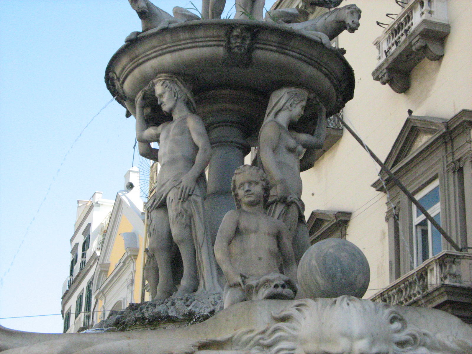 Ang Bukal ng Neptune - Napoli | Secret World Trip Planner