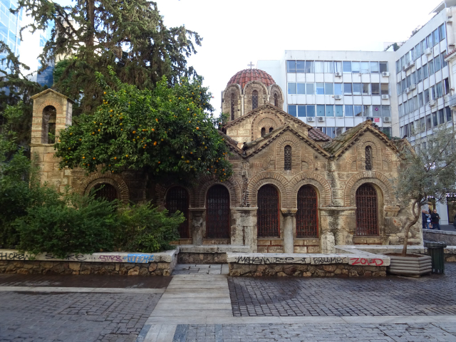 Chiesa di Panagia Kapnikarea - Athina | Secret World Trip Planner