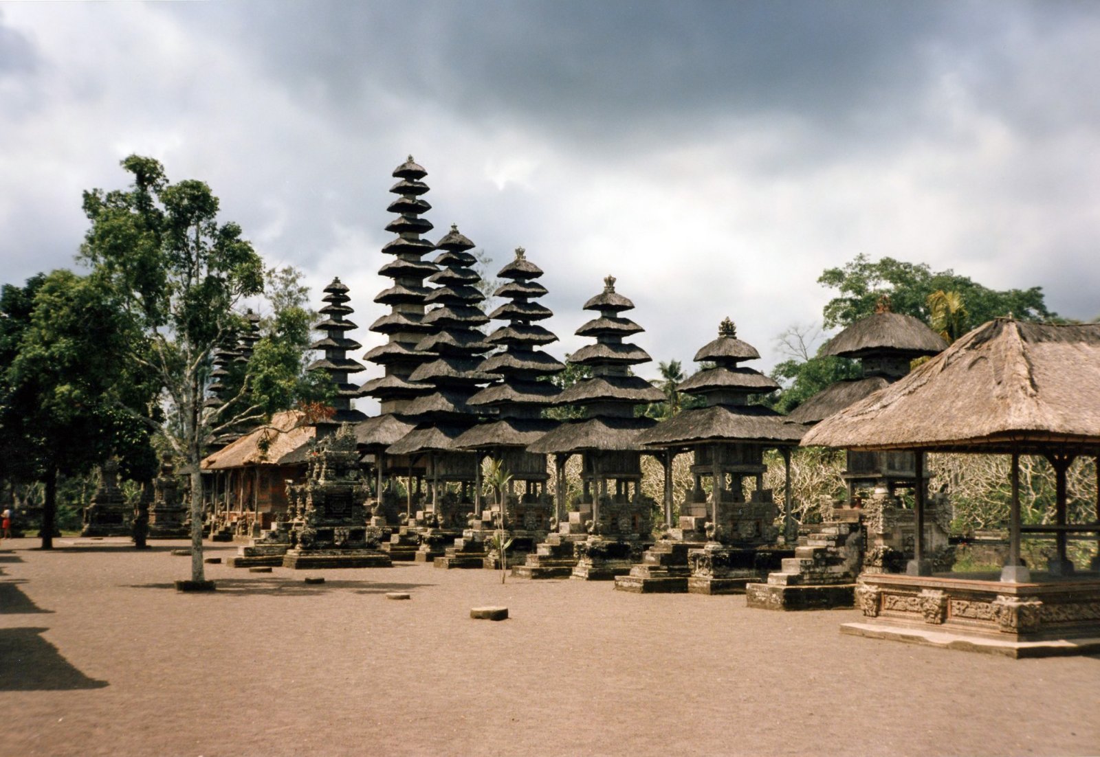 Taman Ayun Temple, a landmark in the village of Mengwi - Kabupaten Badung | Secret World Trip Planner