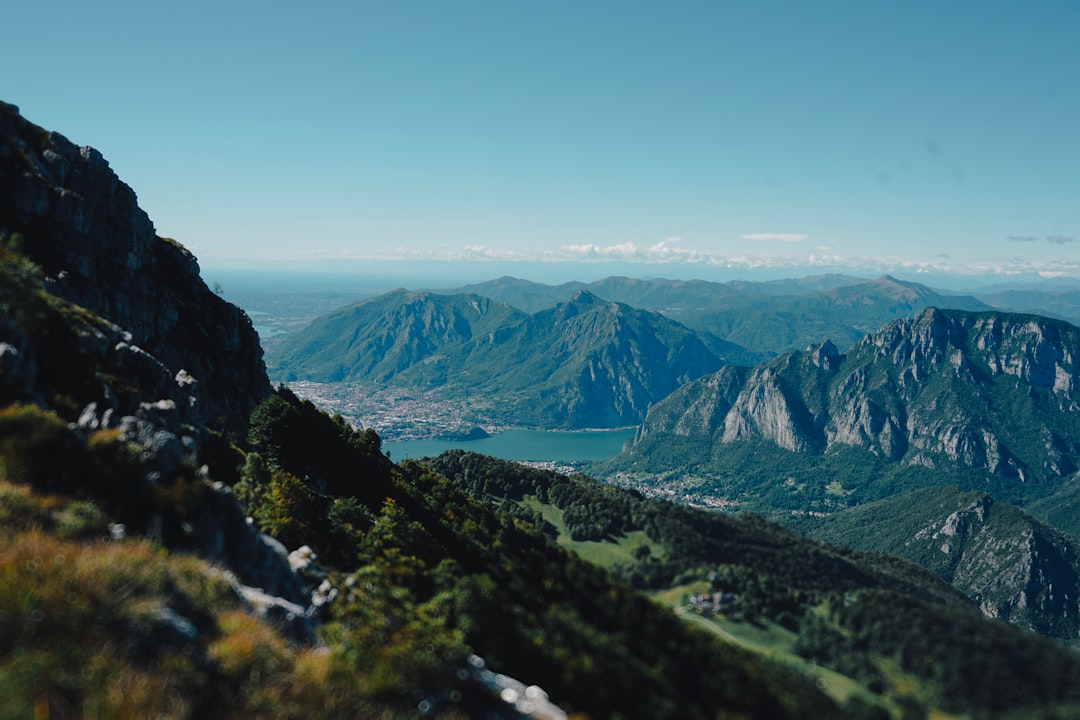 Karera Sa Mga Trak - Lecco | Secret World Trip Planner