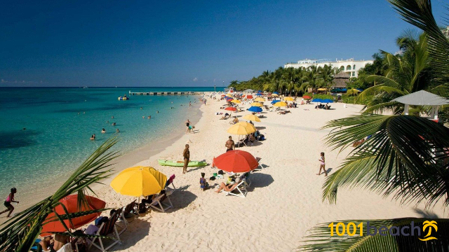Doctor's Cave Strand — Montego Bay