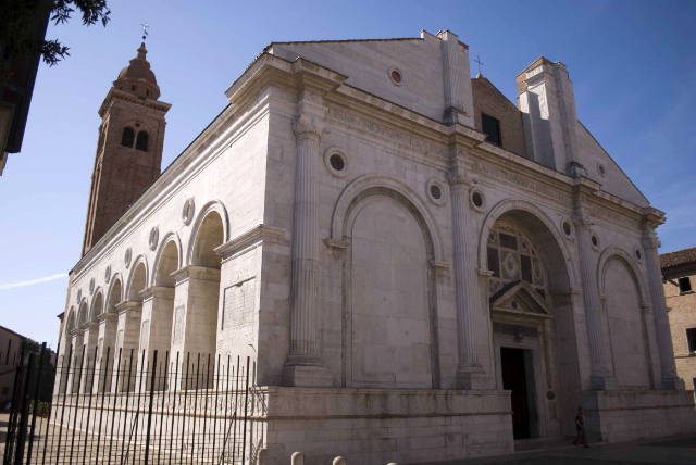 Malatestas templis - Rimini | Secret World Trip Planner