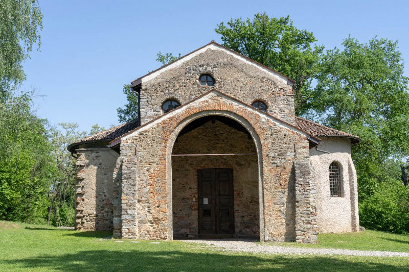 சீசா டி சாண்டா மரியாவின் வாயில்களுக்கு வெளியே - 1513 | Secret World Trip Planner