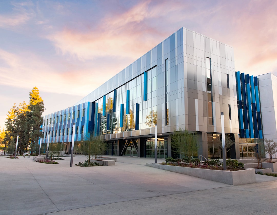 L'Institut des sciences moléculaires La Trobe - Bundoora | Secret World Trip Planner