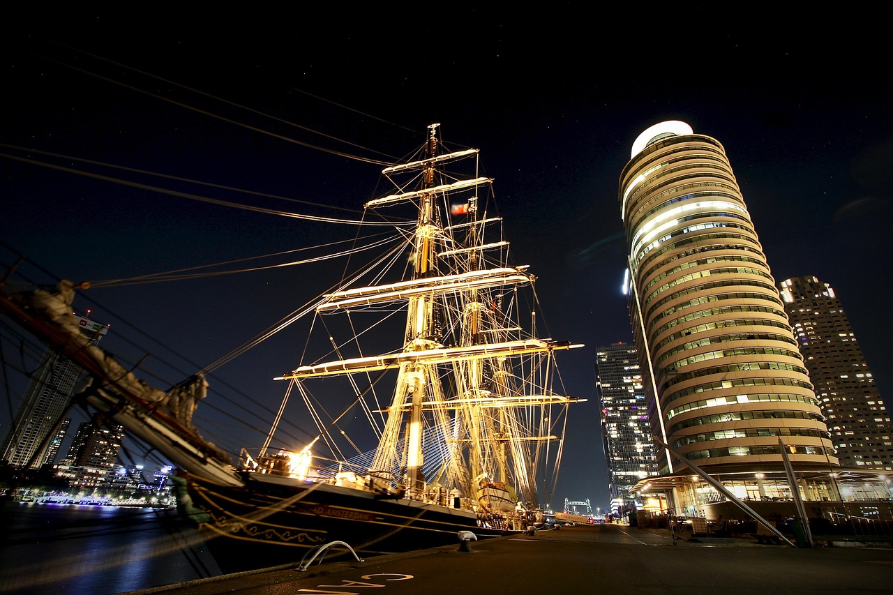 De Rotterdam:one of the biggest buildings of Europe - Rotterdam | Secret World Trip Planner