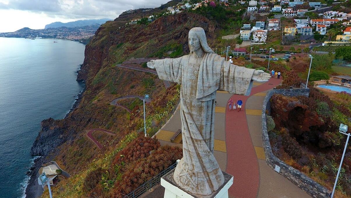 Madère | La statue du Christ-Roi à Garajau — Caniço
