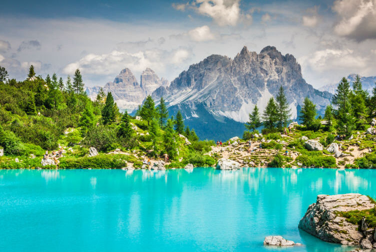 Jezero Sorapis / jedno z nejkrásnějších jezer v Itálii - Lago di Sorapis | Secret World Trip Planner