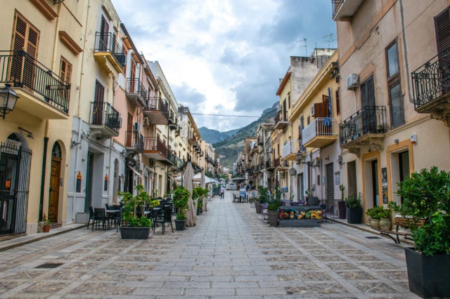 Castellammare del Golfo: An Amphitheater by the Sea - Castellammare del Golfo | Secret World Trip Planner