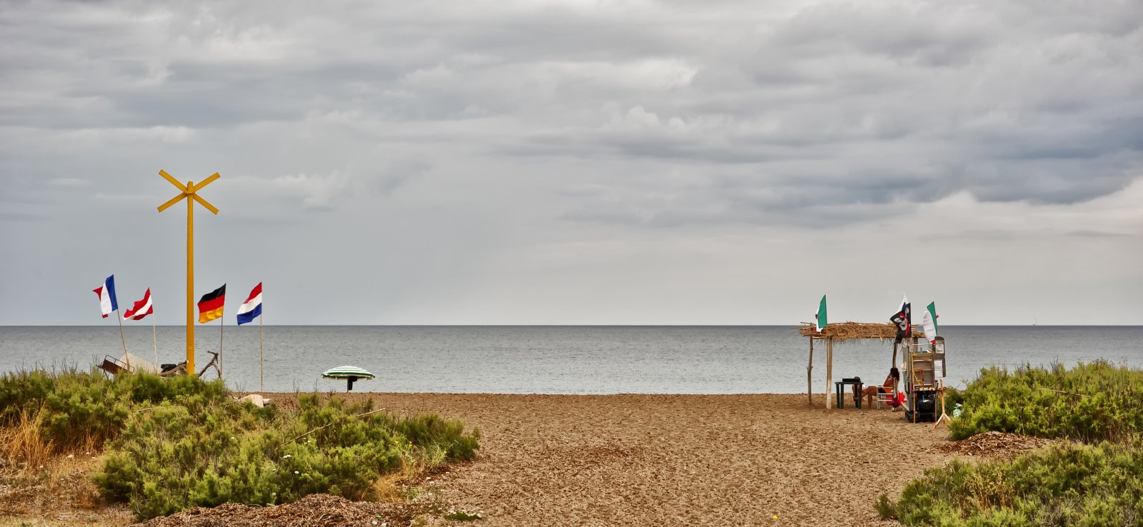 ຟຣີຫາດຊາຍຂອງ Rimigliano ແຄມຈອດ - San Vincenzo | Secret World Trip Planner