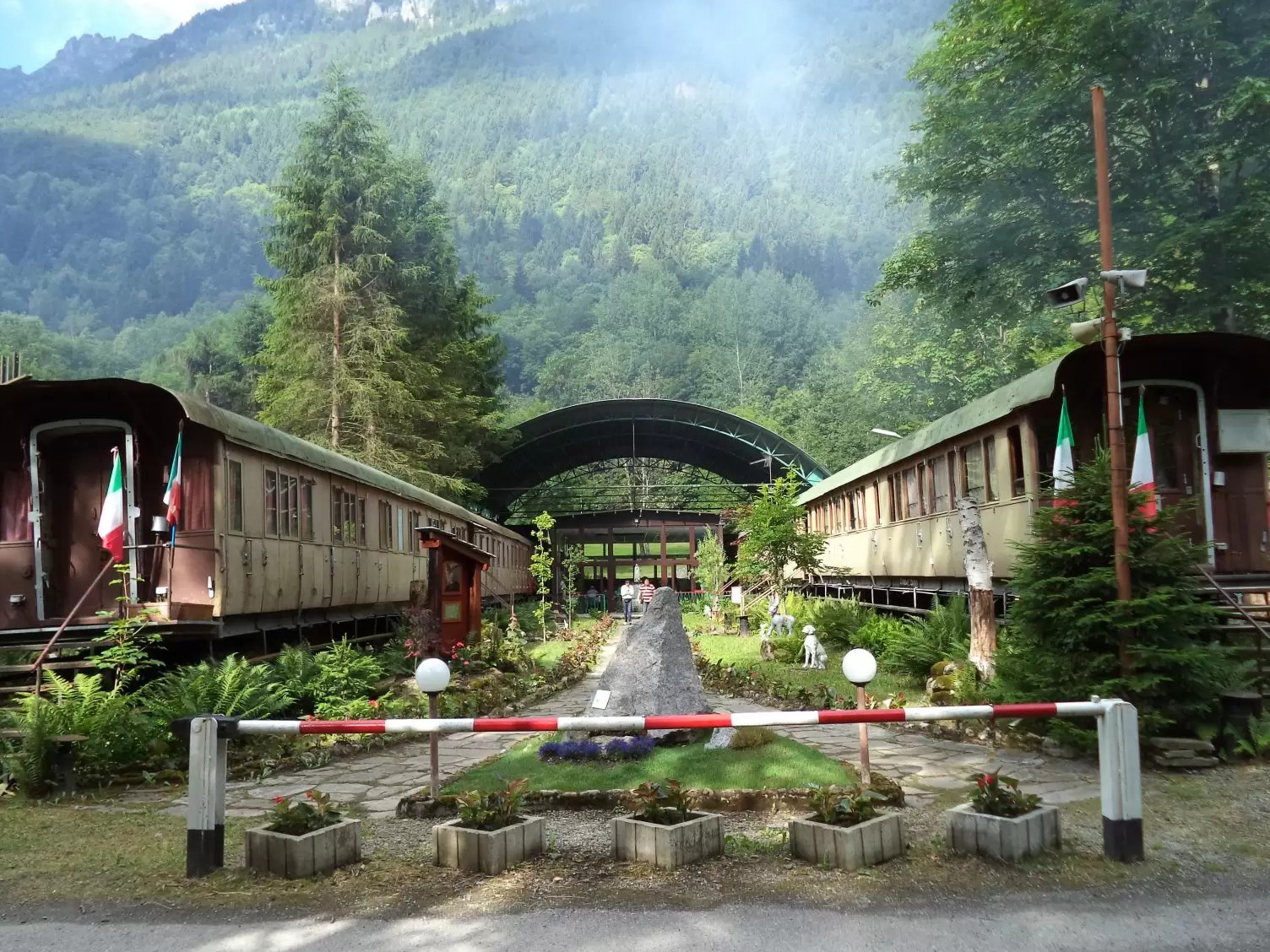 El pueblo del tren de cuento de hadas - Osso | Secret World Trip Planner