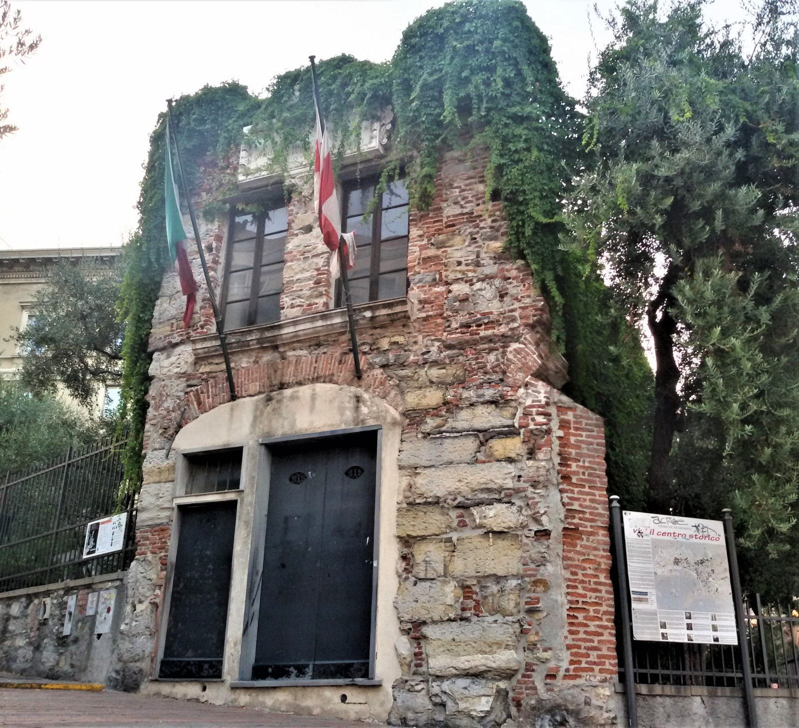 Huis van Christopher Columbus - Genova | Secret World Trip Planner