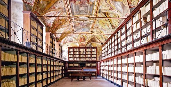 Sala katastralna - Napoli | Secret World Trip Planner