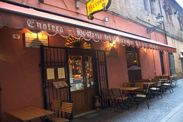La plus ancienne taverne du monde - Ferrara | Secret World Trip Planner