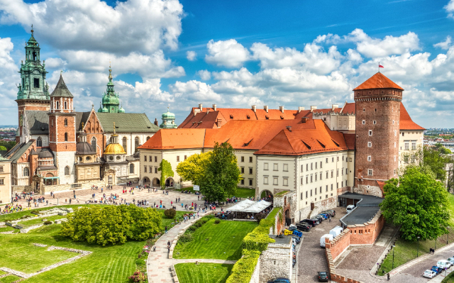 Wawel Sastle - Kraków | Secret World Trip Planner