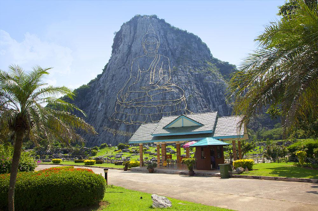 Khao Chi Chan (Buddha Mountain) - Tambon Na Chom Thian | Secret World Trip Planner