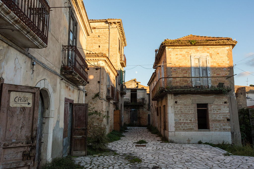 Apex, la ville fantôme — Apice Vecchio