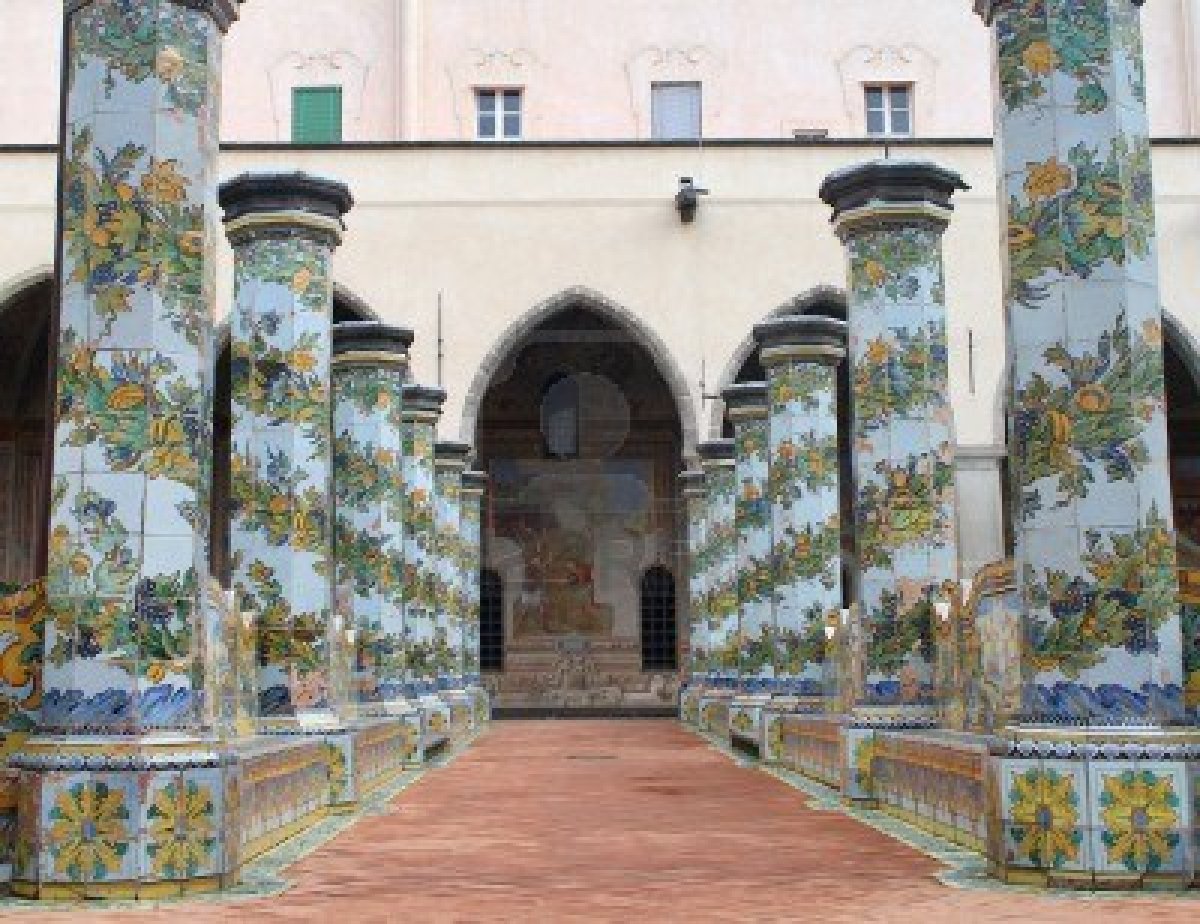 Majolikový kláštor Santa Chiara - Napoli | Secret World Trip Planner