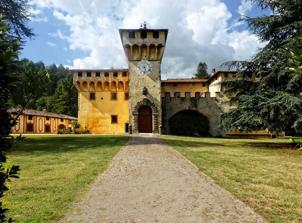 Cafaggiolo pilis - 16 | Secret World Trip Planner