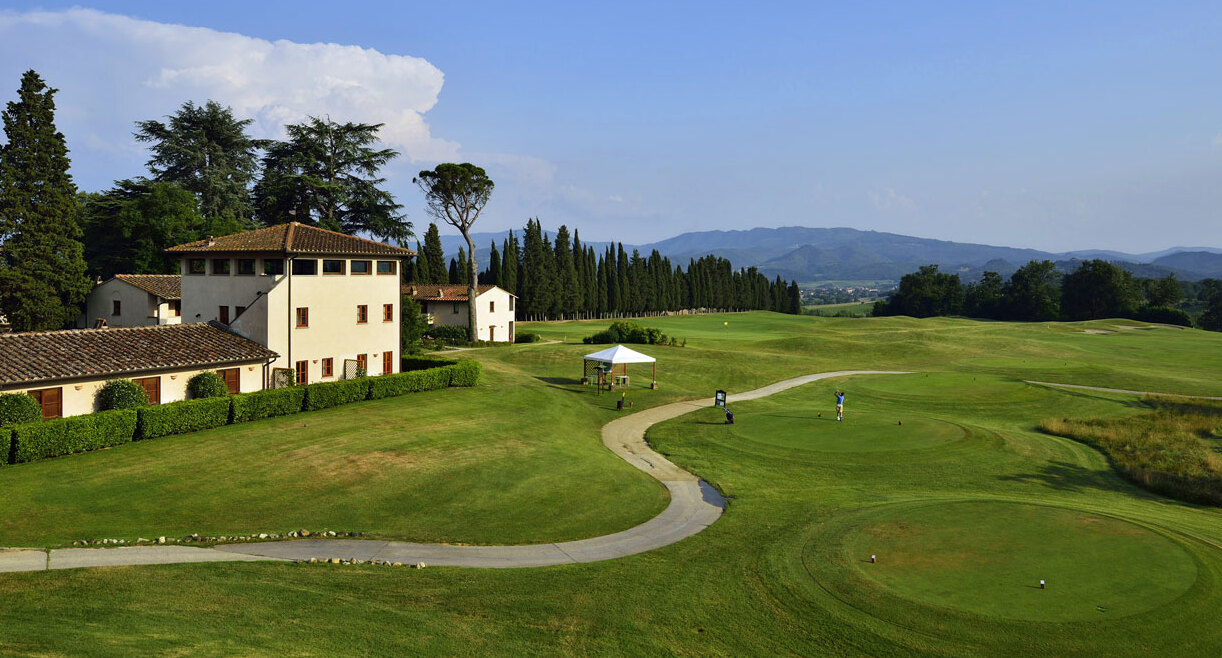 Roma dei Medici golfklúbbur - Scarperia e San Piero | Secret World Trip Planner