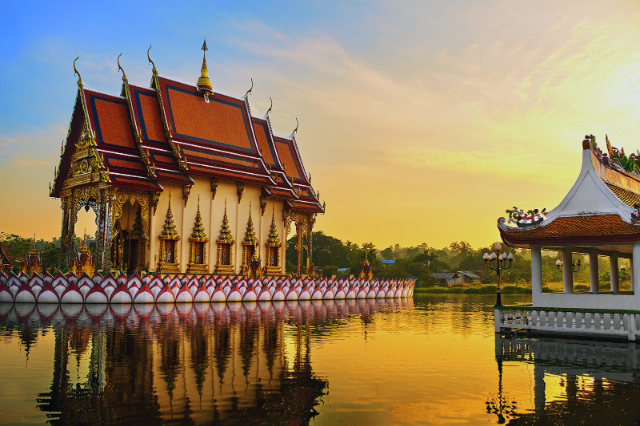 Wat Plai Laem ed il grande Buddha Bianco - Thailand | Secret World Trip Planner