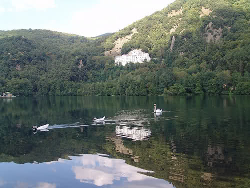 Кӯлҳои Монтиккио - Laghi di Monticchio | Secret World Trip Planner