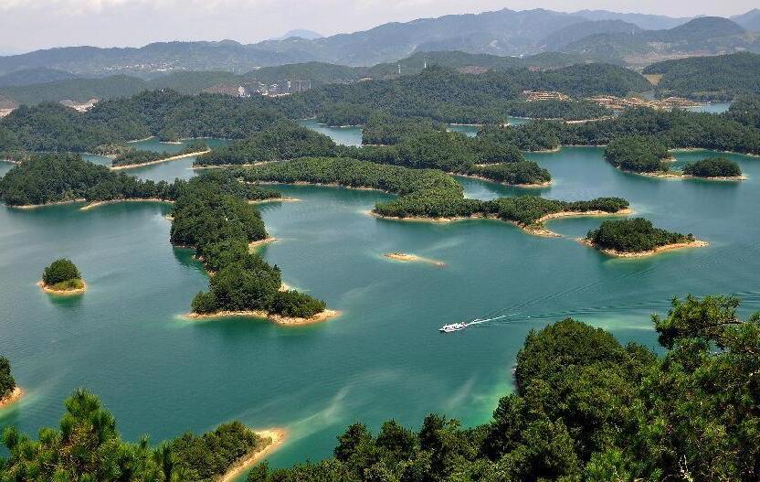 Le lac des Mille-Îles — Shiding District
