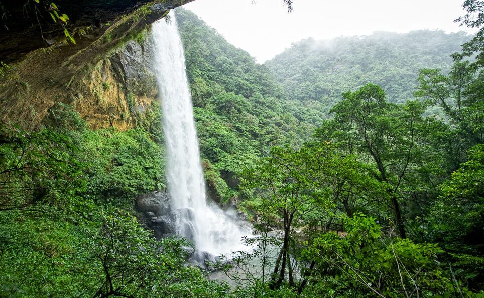 Sandiaoling village: Nature and Waterfalls — Ruifang District