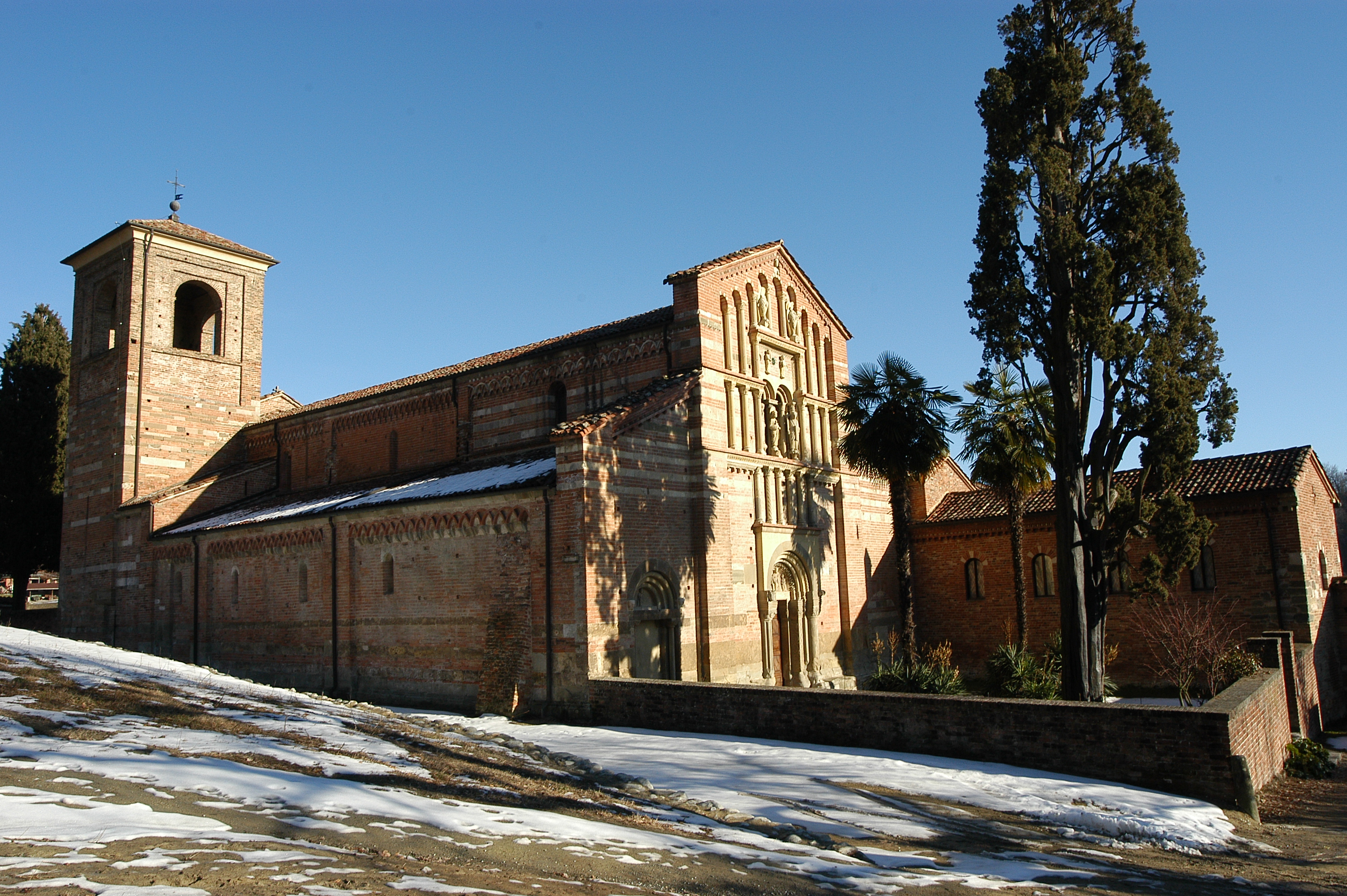 Abbey of St. Mary of Vezzolano - Località Vezzolano | Secret World Trip Planner
