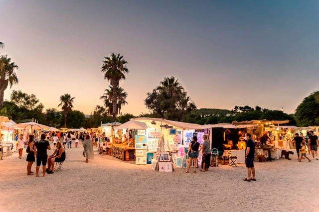 Mercat de las Dalias, the Hippy Market of Ibiza — San Carlos
