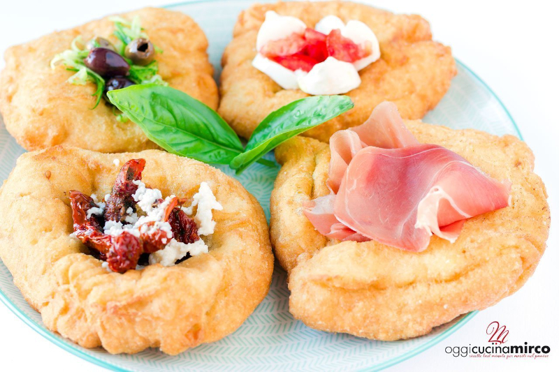 Pizza Fritta abruzzese - Vasto | Secret World Trip Planner