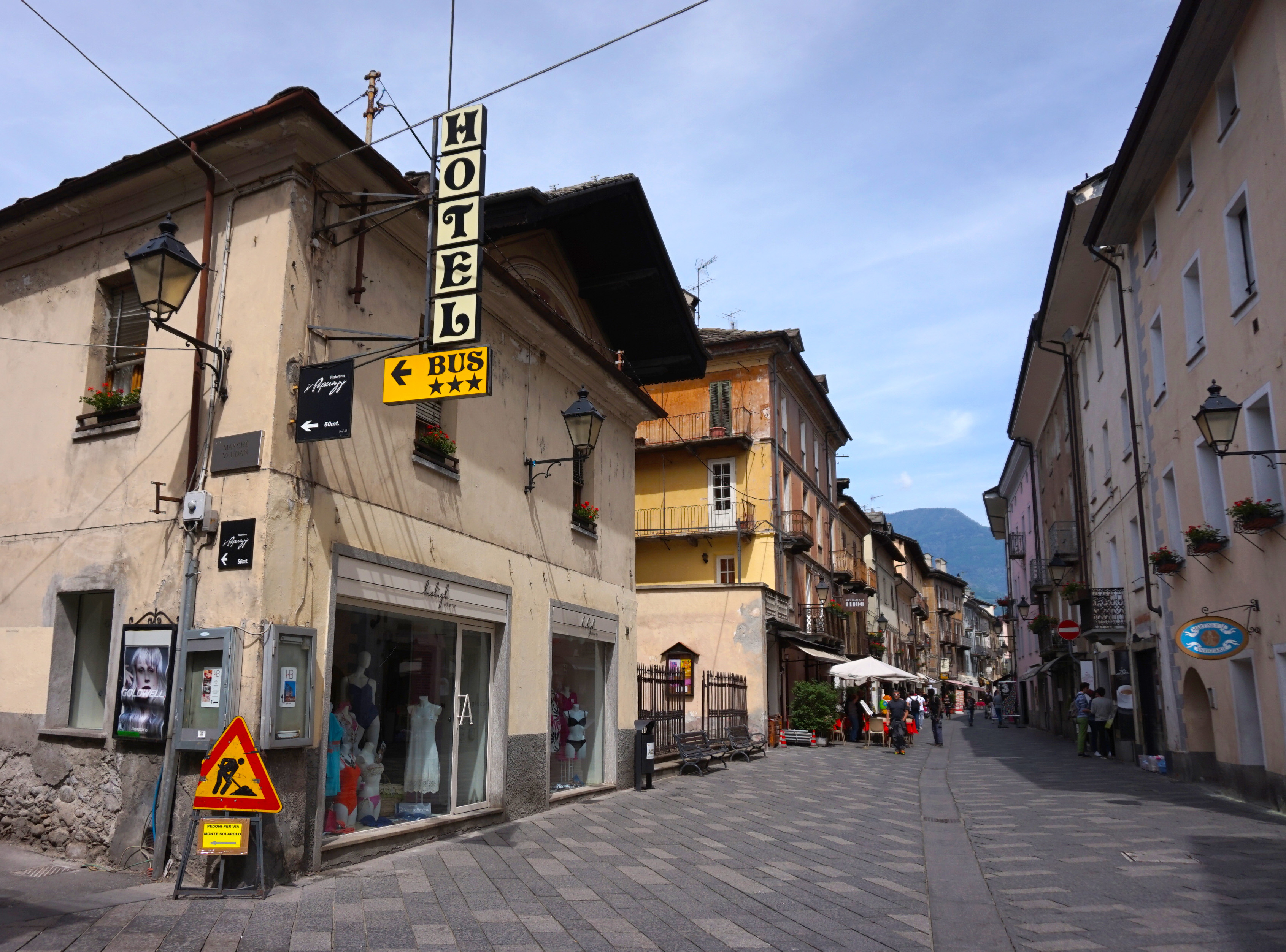 Cotoletta Valdostana - Aosta | Secret World Trip Planner