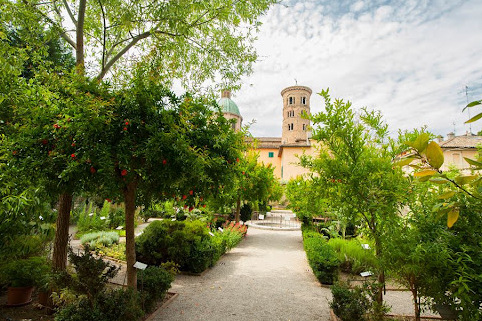 Jardin Rasponi ou Jardin des herbes oubliées - Ravenna | Secret World Trip Planner