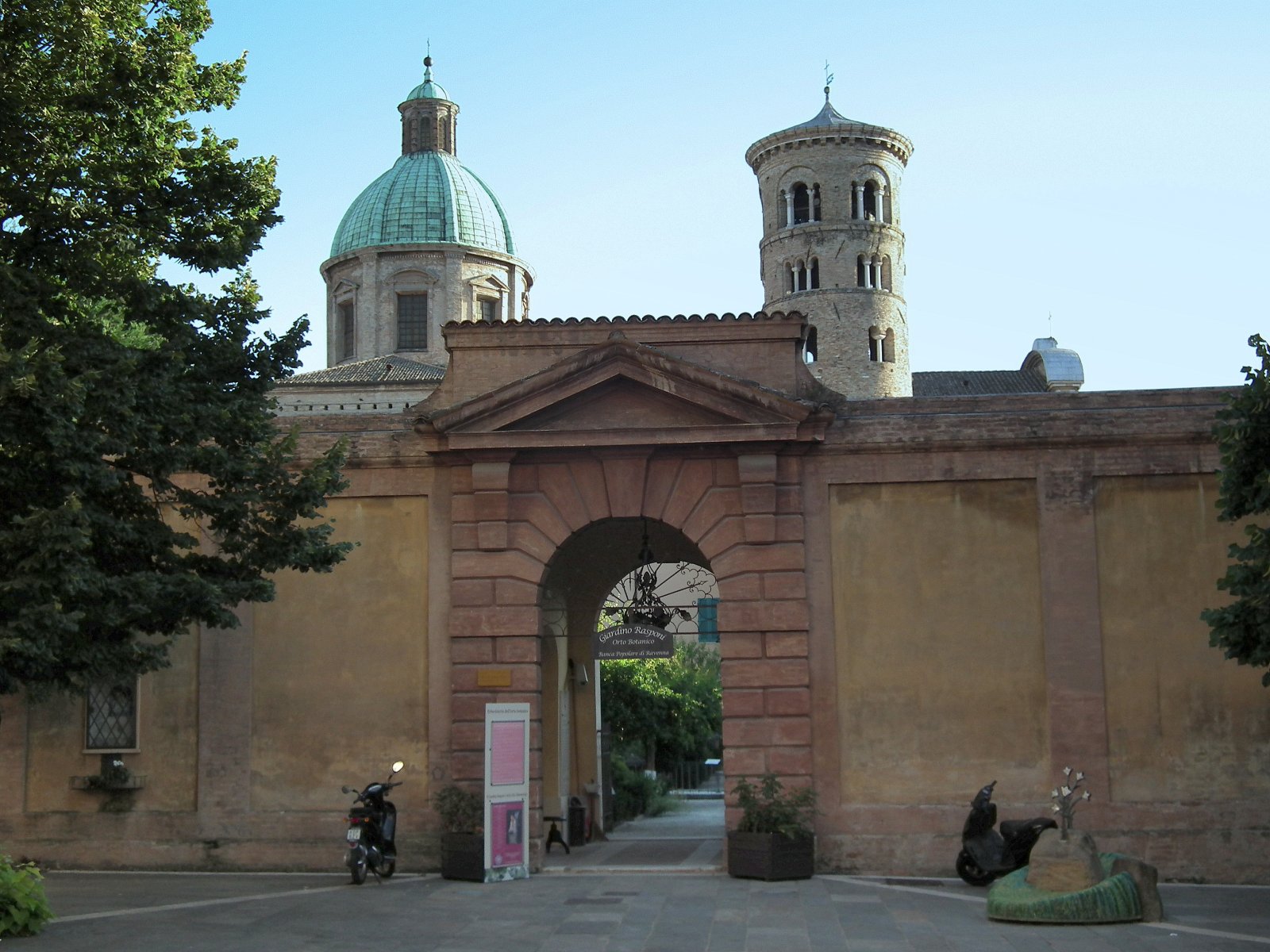 Jardin Rasponi ou Jardin des herbes oubliées - Ravenna | Secret World Trip Planner