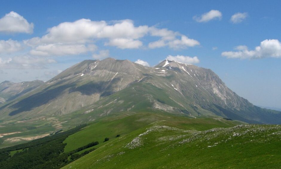 Гора Серваті, найвища в кампанії - Monte Cervati | Secret World Trip Planner