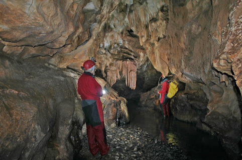 Ausi Cave - Prossedi | Secret World Trip Planner